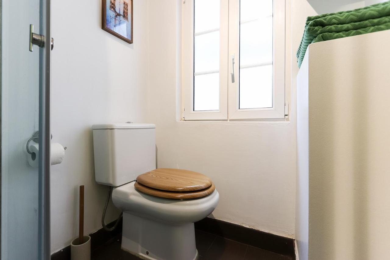 Apartment Charming And Stylish Downtown In Xix Century Building Lissabon